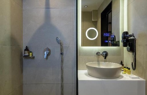 Lambi Hotel | Gaia Garden