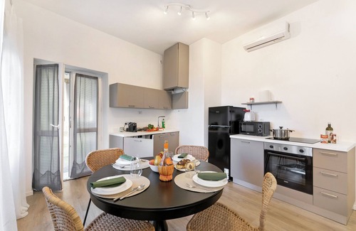 Levo Apartment | Gaia on Stresa Hill, Stresa, Italy