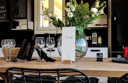 Maragas Villa | GAIA "well living house". Where luxury and nature live in harmony.