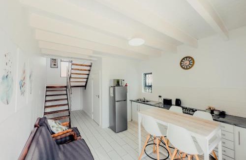 Humewood House | Gaiaqua Guesthouse