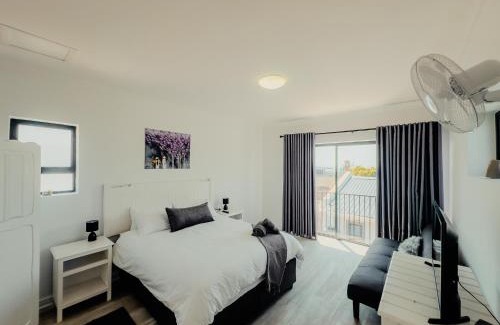 Humewood House | Gaiaqua Guesthouse