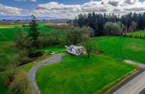 Newberg House | Gaibler Country Cottage