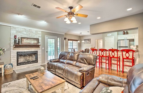 Gainesville House | Gainesville Home w/Outdoor Oasis, 16 Mi to Lake
