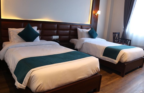 Bharatpur Hotel | Galaxy Garden Resort