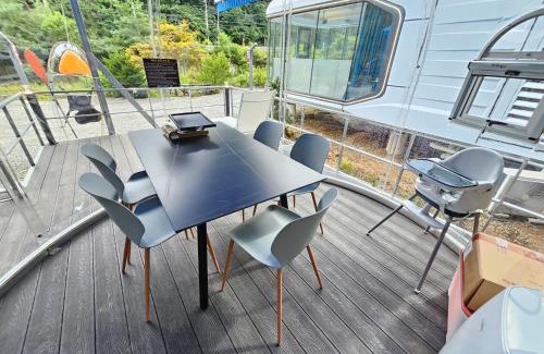Bongpyeong Resort | Galaxy X Hotel Type Caravan Glamping & Pension