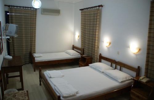 Moudros House | Galazio Limani - Rooms to let