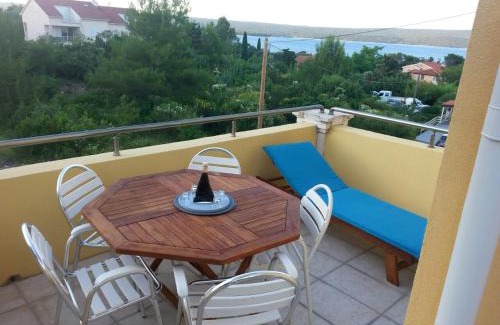 Nerezine Apartment | Galboka Nine