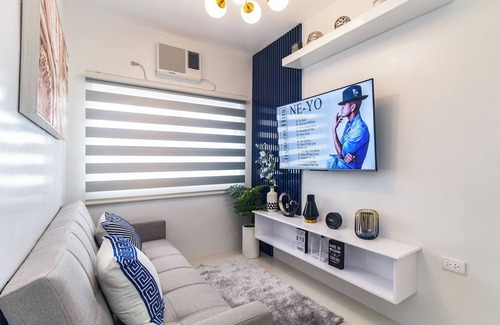 Mandaue Apartment | Galena by J&J (1BR | WiFi | Netflix | Pool)