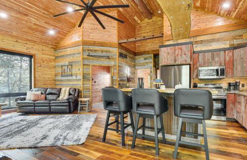Galena House | Galena Cabin on 20 Acres 5 Mi to Downtown!