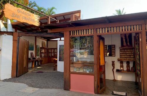 San Francisco Apartment | Galería Suites San Pancho