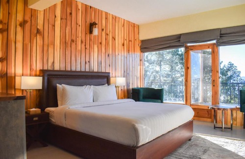 Nathia Gali Apartment | Gali's End By Roomy, Kalabagh Nathiagali