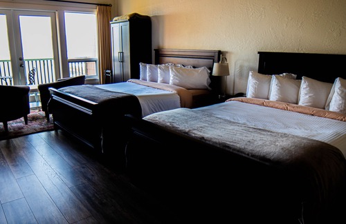 Sturdies Bay Hotel | Galiano Oceanfront Inn & Spa