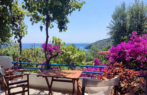 Limnionas Bed & Breakfast | Galini Studios