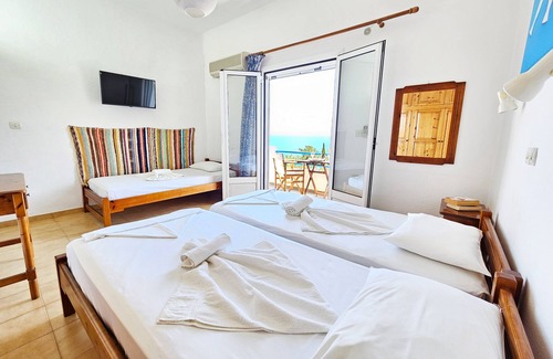 Limnionas Bed & Breakfast | Galini Studios