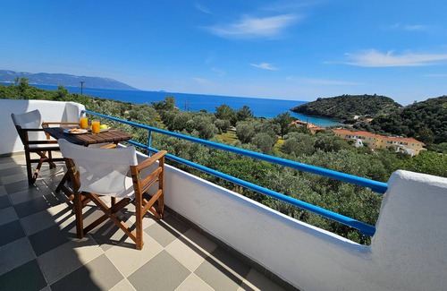 Limnionas Bed & Breakfast | Galini Studios