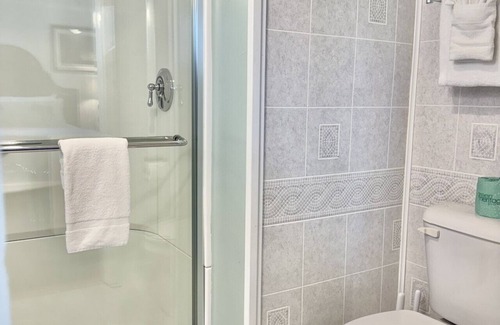 Hulls Cove Hotel | Gallagher's Travels Room Six (Double Queen)