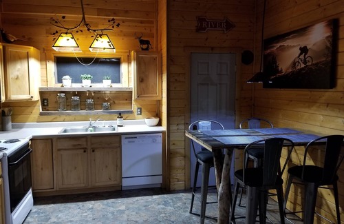 Bozeman Cabin | Gallatin River Cabin between Bozeman and Big Sky.