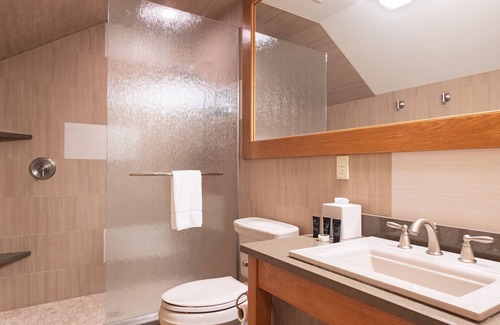 Bozeman Cabin | Gallatin River Lodge