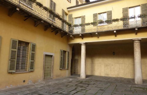 Brescia Antica House | Galleria d'Arte - Foresteria