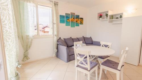 Rivoltella Apartment | Galleria Il Principe - Italian Homing