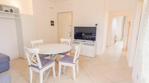 Rivoltella Apartment | Galleria Il Principe - Italian Homing