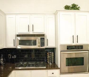 Fayetteville Apartment | Gallery Guest