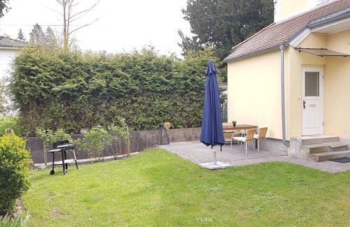 Coburg House | Gallery in the coach house, 5 minutes' walk from the market square,