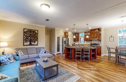 Williston House | Gallop Away