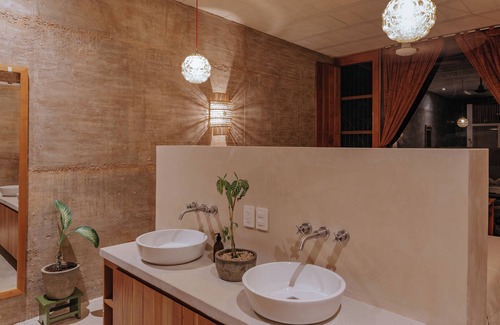 Seye Bed & Breakfast | Galopina