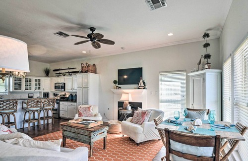 Pirates Beach West House | Galveston 'Beach Retreat' House - Walk to Beach