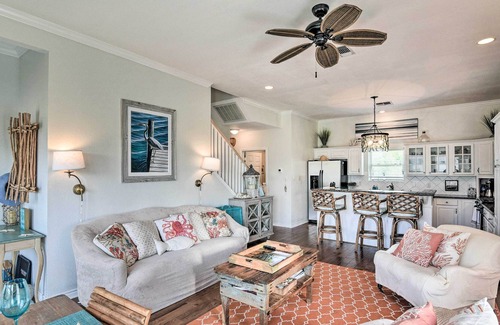 Pirates Beach West House | Galveston 'Beach Retreat' House - Walk to Beach
