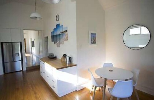 Queenscliff House | GALWAY COTTAGE