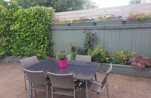 Galway House | Galway Getaway - 3 Bedroom House suitable for families