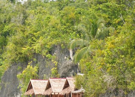 Sawinggrai House | GAM BAY bungalow's