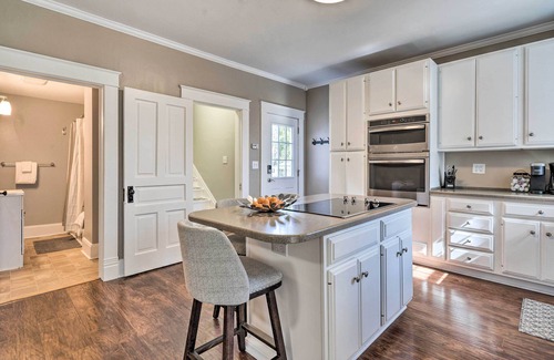 Gambier House | Gambier Vacation Rental ~ 5 Mi to Mt Vernon!