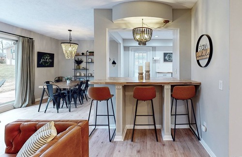 Canton Boat Rental | Game Day Getaway: Cozy Retreat Steps from HOF