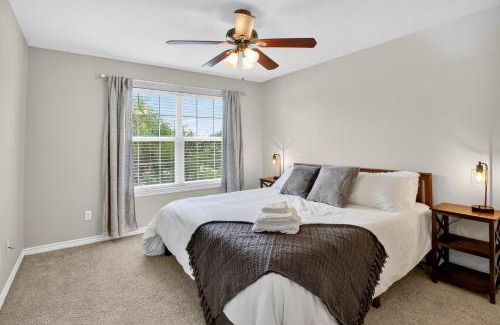 College Station House | Game Day Getaway Near Texas A&M home
