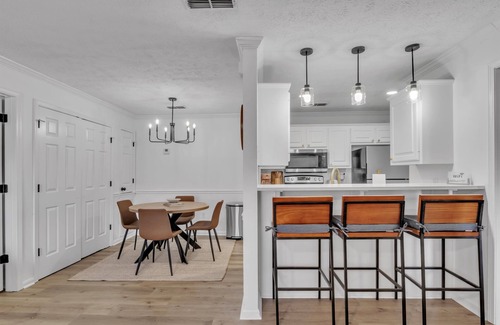 Starkville House | Game Day Stay — Comfort & Convenience by MSU