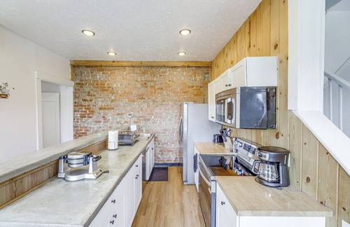East Price Hill House | Game Days, Grubs & More: Updated Cincinnati Home!
