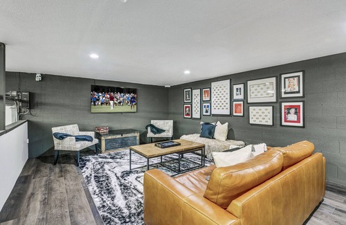 Bermuda Dunes House | Game On! Luxury Retreat @ La Dolce Vita Estate:Unforgettable Fun Ultimate Luxury