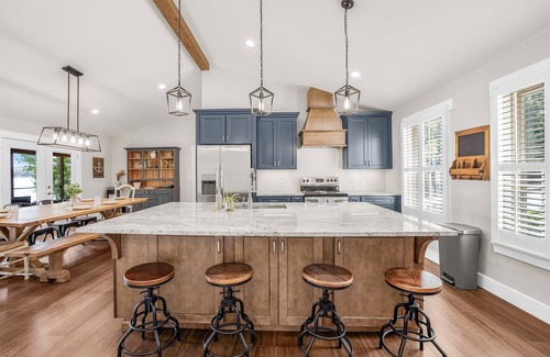 Lake Norman of Catawba House | Game Room, 2 King Suites, Huge Porch, Kayaks, Lake