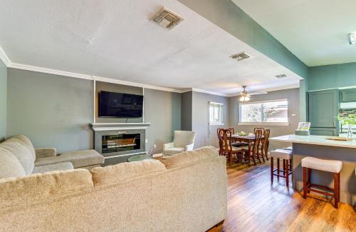 Bay Area House | Game Room and Grill Family Home in Corpus Christi!