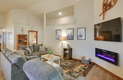 Bonner County House | Game Room and Patio Pet-Friendly Oldtown Retreat