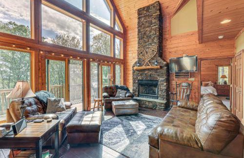 Mace House | Game Room, Deck and Views Idyllic Slaty Fork Cabin