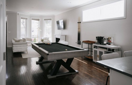 Belmont Cragin Apartment | Game Room Fire-pit Playground Gym Billiard