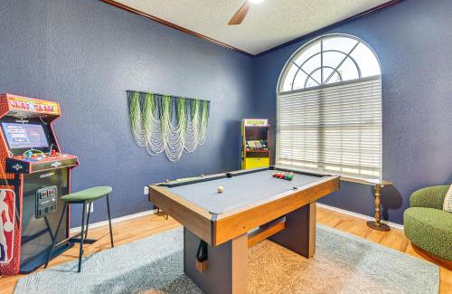 South Arlington House | Game Room, Hot Tub and Pool! Grand Prairie Getaway