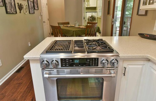 Asheville House | Game room, hot tub, just 7 miles to downtown Asheville!