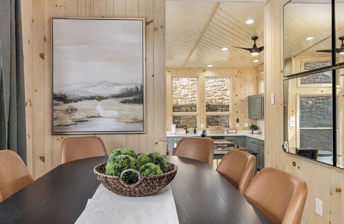 Seven Devils Cabin | Game Room, Hot Tub, Pet-Friendly, Fire-pit, Views on 3-Acres in Seven Devils