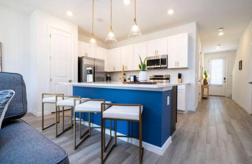 West Palm Beach House | Game Room House - Resort Access