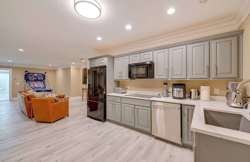 Denver Cottage | Game Room + Patio: Luxe Retreat Near Lake Norman!